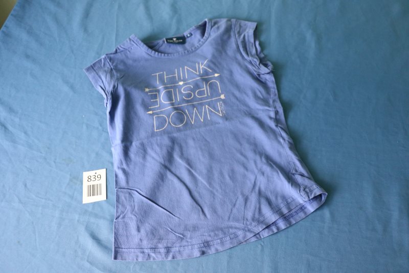 Blaues T-Shirt