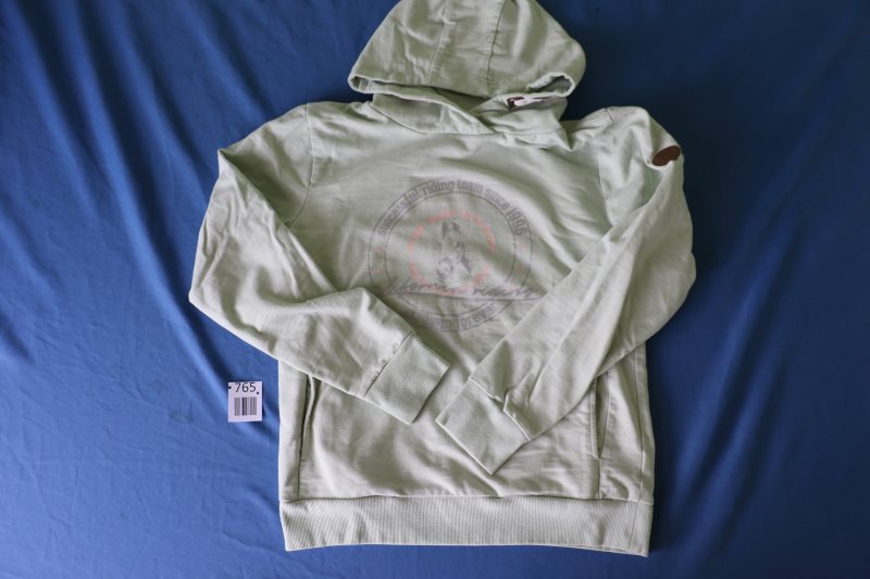 Grüner Kapuzenpullover