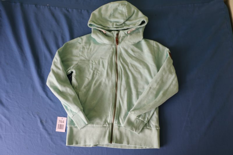 Grüne Kapuzenjacke