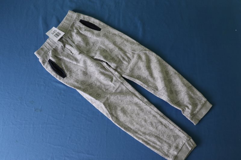 Graue Kinderhose
